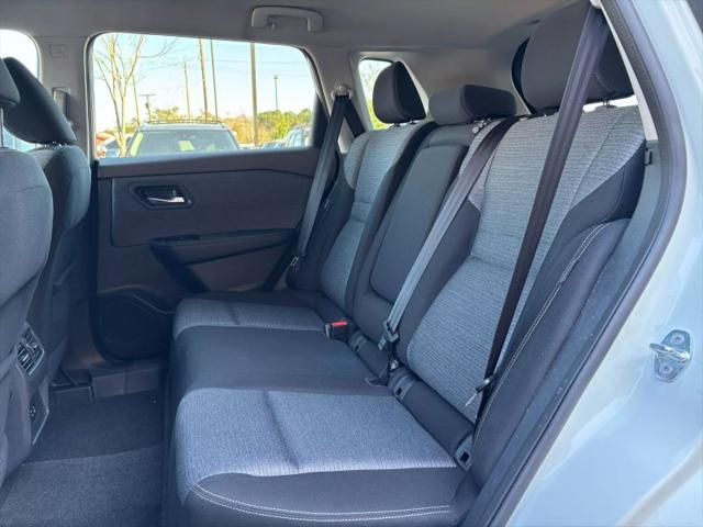 2021 Nissan Rogue SV FWD