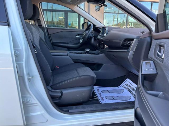 2021 Nissan Rogue SV FWD