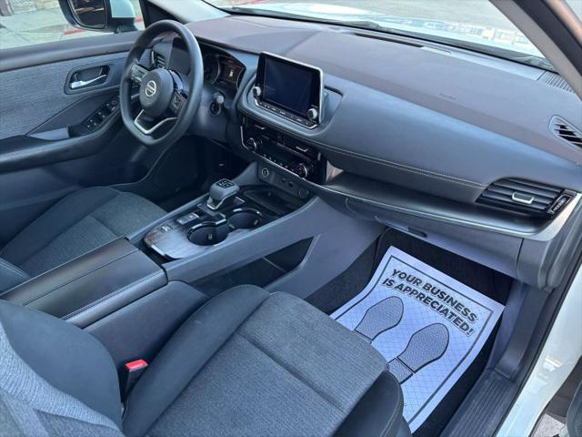 2021 Nissan Rogue SV FWD