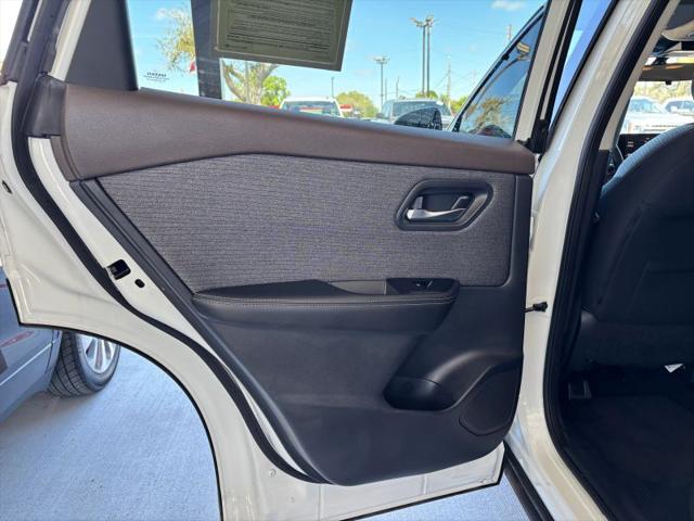 2021 Nissan Rogue SV FWD