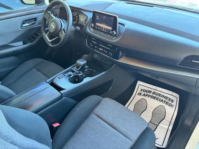 2021 Nissan Rogue SV FWD