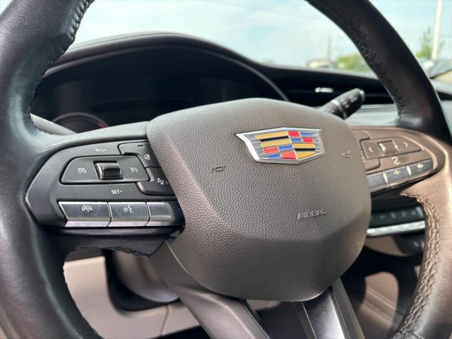 2021 Cadillac XT4 FWD Premium Luxury