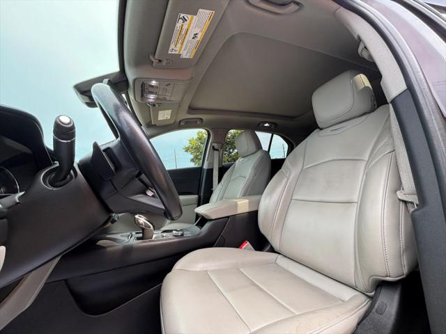 2021 Cadillac XT4 FWD Premium Luxury