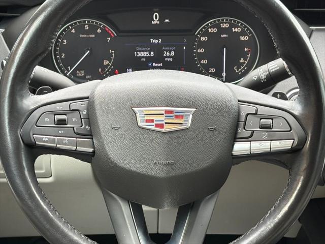 2021 Cadillac XT4 FWD Premium Luxury