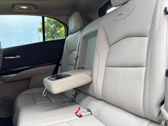 2021 Cadillac XT4 FWD Premium Luxury