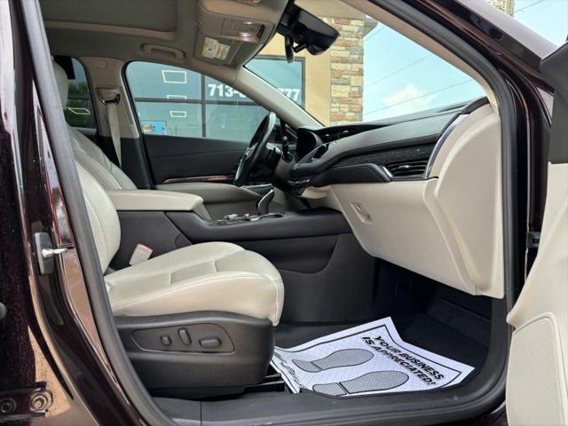 2021 Cadillac XT4 FWD Premium Luxury