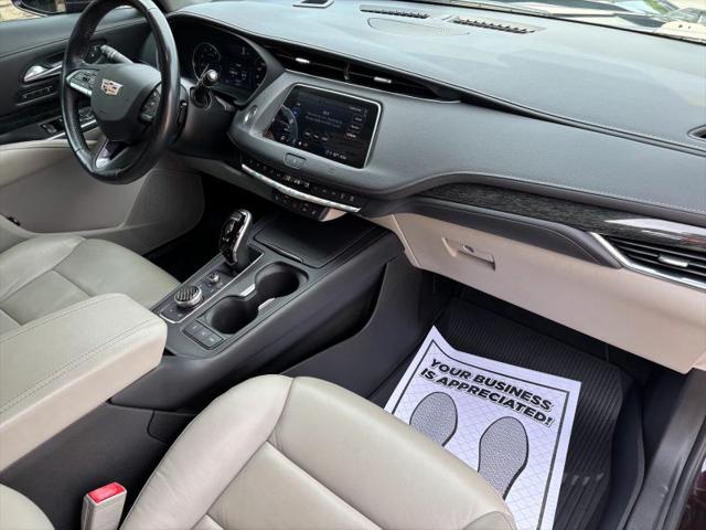 2021 Cadillac XT4 FWD Premium Luxury