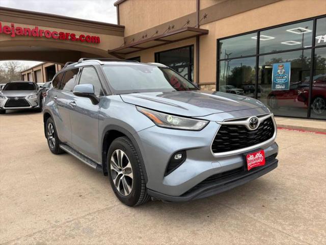 2021 Toyota Highlander XLE for sale in Houston, TX