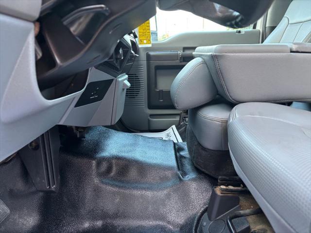 2014 Ford F-550 XL