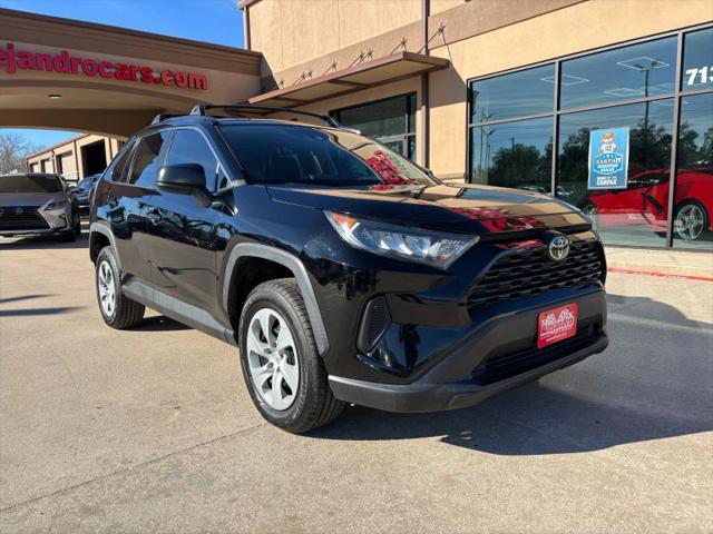 2020 Toyota RAV4 LE