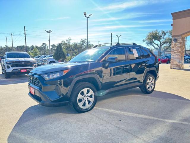 2020 Toyota RAV4 LE