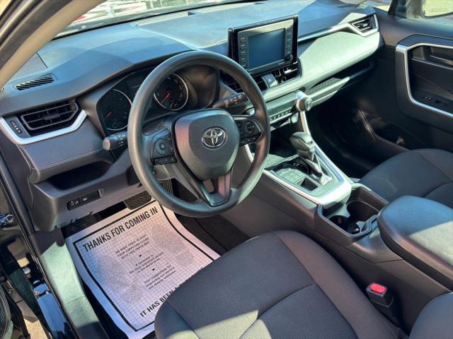 2020 Toyota RAV4 LE