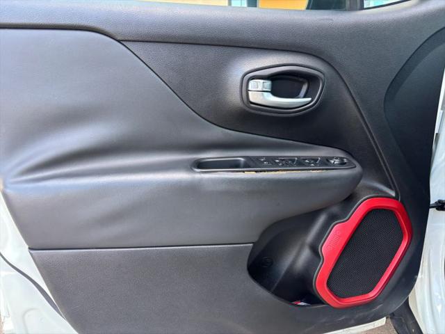 2015 Jeep Renegade Trailhawk