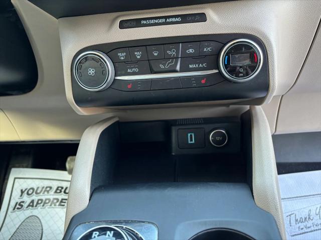 2020 Ford Escape SE