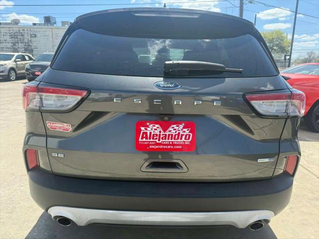 2020 Ford Escape SE