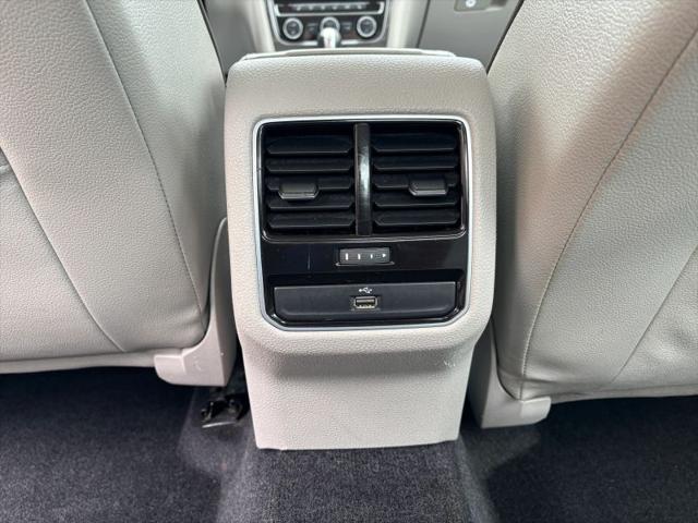 2016 Volkswagen Passat 1.8T SE