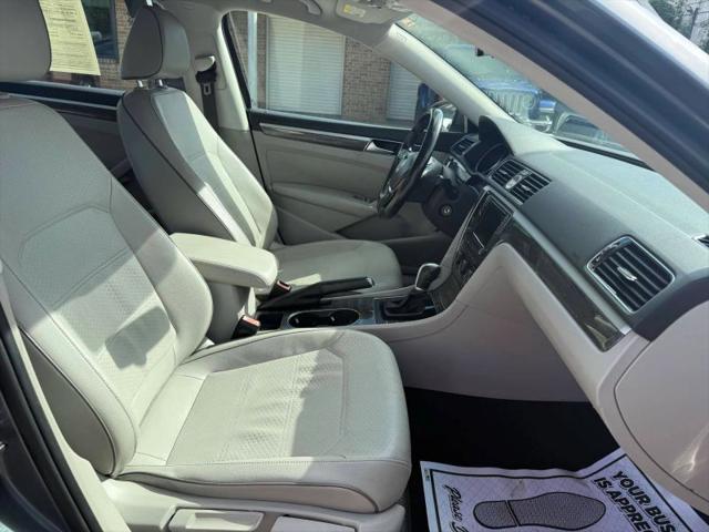 2016 Volkswagen Passat 1.8T SE