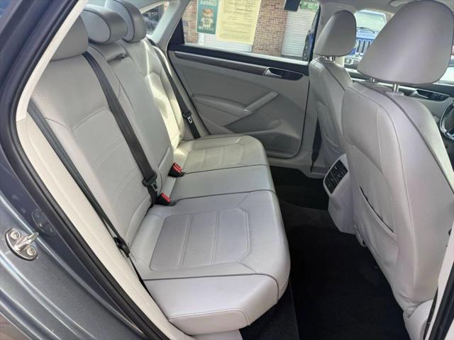 2016 Volkswagen Passat 1.8T SE