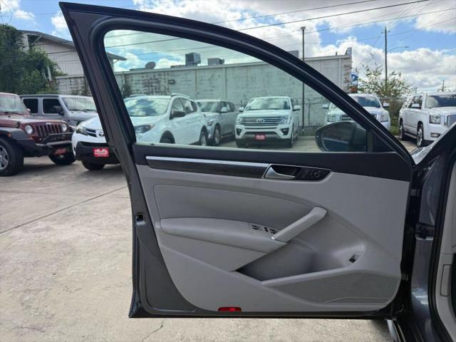 2016 Volkswagen Passat 1.8T SE