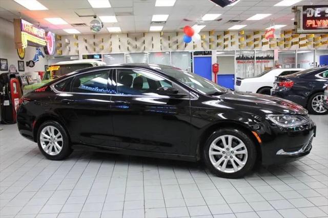 2016 Chrysler 200 Limited