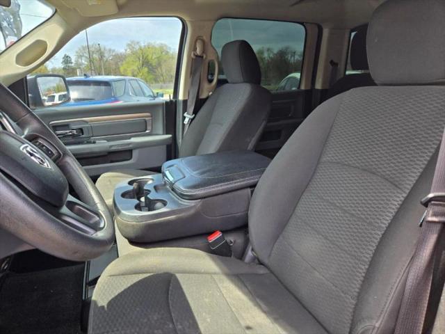 2020 Ram 1500 Warlock Crew Cab 4x4 5'7" Box