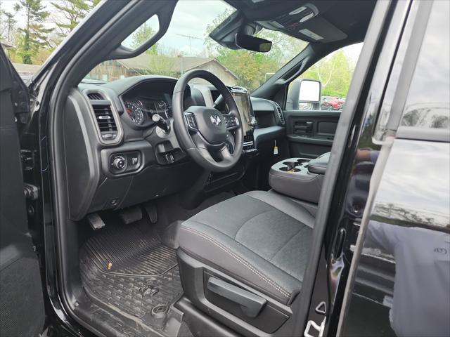 2025 RAM Ram 2500 RAM 2500 TRADESMAN CREW CAB 4X4 64 BOX