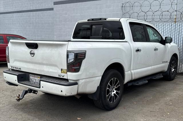 2021 Nissan TITAN Crew Cab SV 4x2
