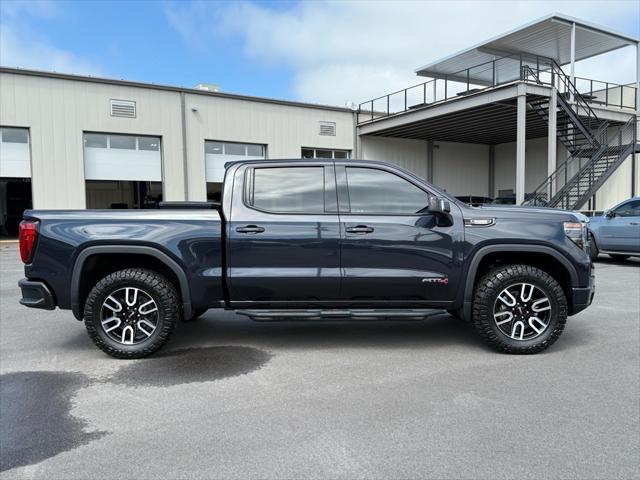 2023 GMC Sierra 1500 4WD Crew Cab Short Box AT4