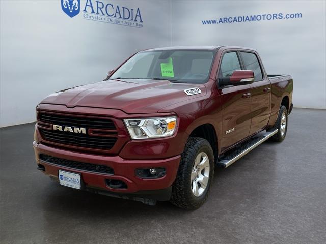 2020 RAM 1500 Big Horn Crew Cab 4x4 64 Box