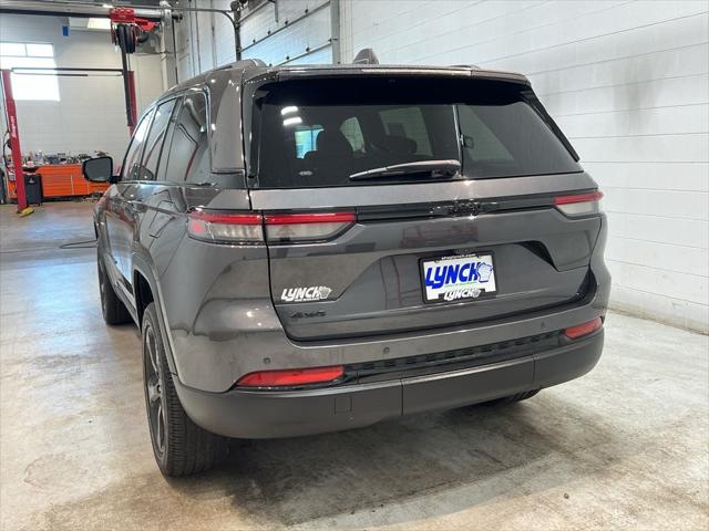 2023 Jeep Grand Cherokee Altitude 4x4