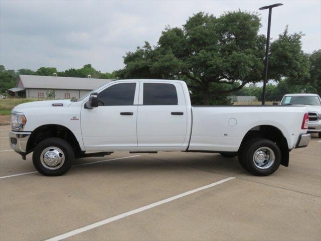 2024 RAM 3500 Tradesman Crew Cab 4x4 8 Box