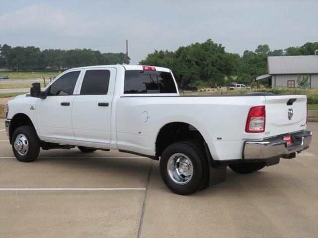 2024 RAM 3500 Tradesman Crew Cab 4x4 8 Box