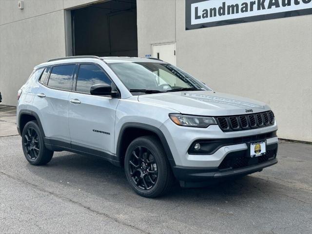 2025 Jeep Compass COMPASS LATITUDE 4X4