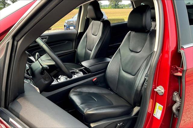 Used 2019 Ford Edge For Sale in Millington, TN