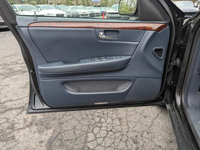 2007 Cadillac DTS Standard