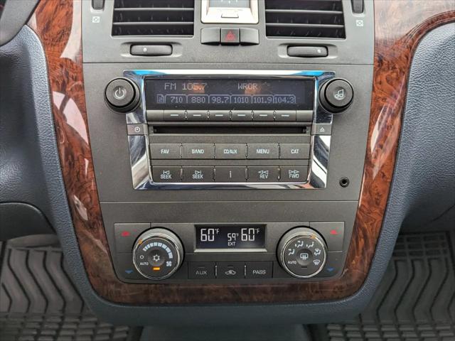 2007 Cadillac DTS Standard
