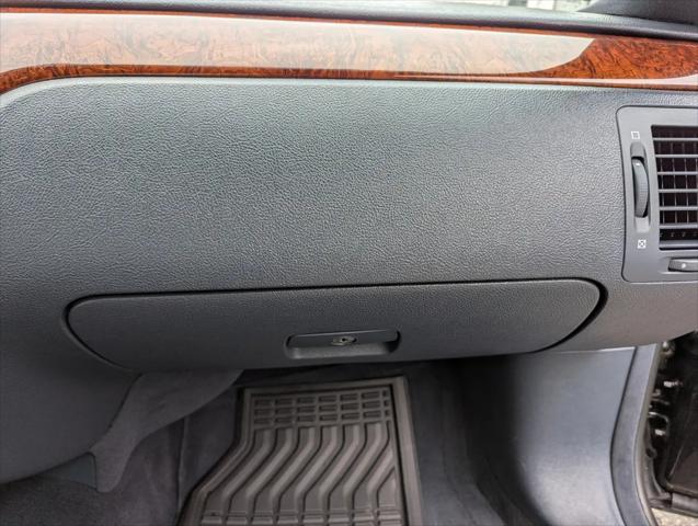 2007 Cadillac DTS Standard