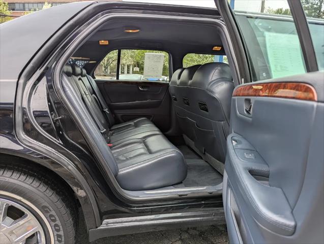 2007 Cadillac DTS Standard
