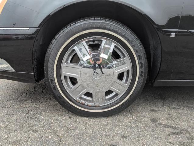 2007 Cadillac DTS Standard