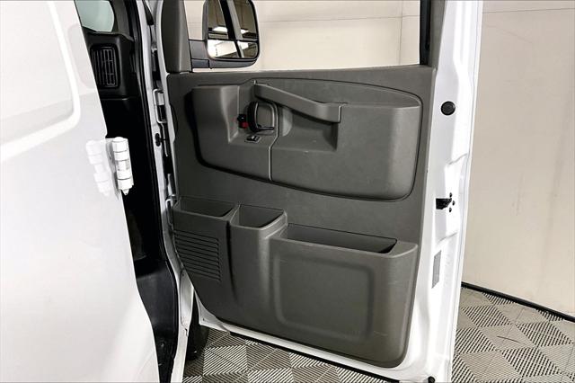 Used 2016 Chevrolet Express 3500 For Sale in Millington, TN