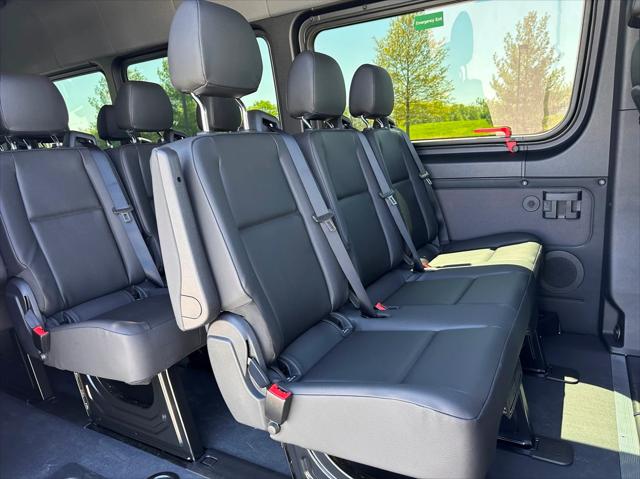 2025 Mercedes-Benz Sprinter 2500 High Roof 4-Cyl Diesel HO Select