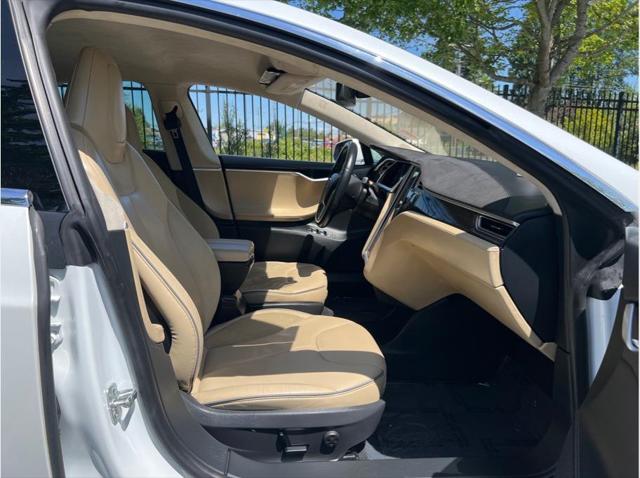 2014 Tesla Model S 85D Sedan 4D