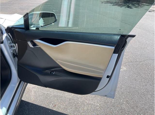 2014 Tesla Model S 85D Sedan 4D