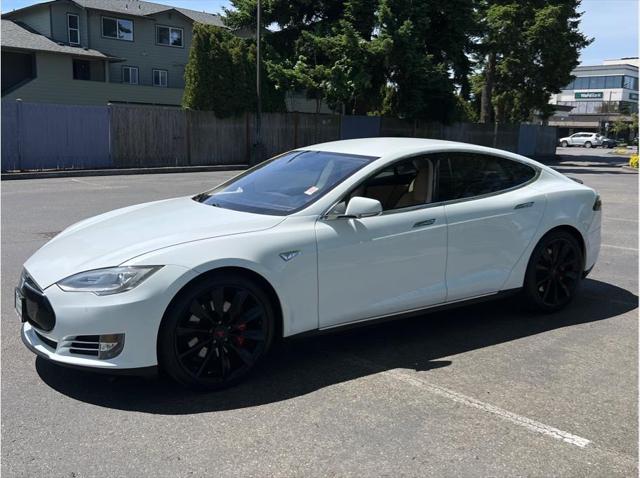 2014 Tesla Model S 85D Sedan 4D