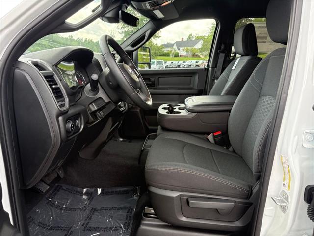 2025 RAM Ram 3500 RAM 3500 TRADESMAN CREW CAB 4X4 8 BOX