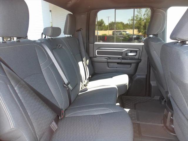 2025 Ram 3500 Big Horn Crew Cab 4x4 8' Box