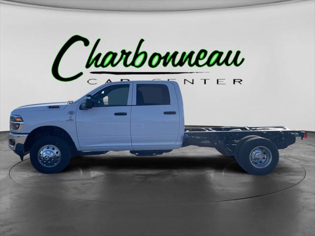 2025 RAM Ram 3500 Chassis Cab RAM 3500 TRADESMAN CREW CAB CHASSIS 4X4 60 CA 2025 RAM Ram 3500 Chassis Cab RAM 3500 TRADESMAN CREW CAB CHASSIS 4X4 60 CA