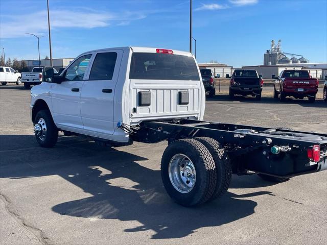 2025 RAM Ram 3500 Chassis Cab RAM 3500 TRADESMAN CREW CAB CHASSIS 4X4 60 CA 2025 RAM Ram 3500 Chassis Cab RAM 3500 TRADESMAN CREW CAB CHASSIS 4X4 60 CA