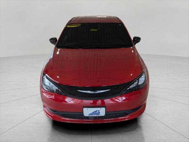 2025 Chrysler Voyager VOYAGER LX 2025 Chrysler Voyager VOYAGER LX