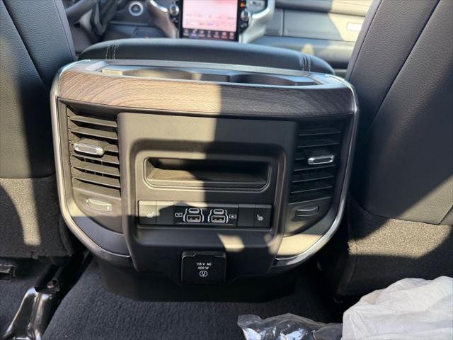 2025 Ram 2500 Laramie Crew Cab 4x4 6'4" Box